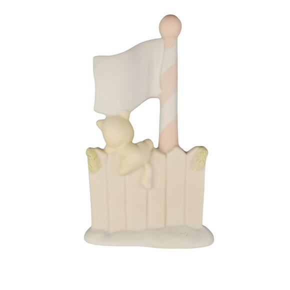 Precious Moments Sugar Town Flag Pole Figurine Enesco 184136 1996 - Picture 4 of 9